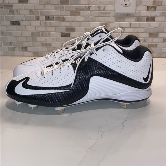 nike air max baseball cleats